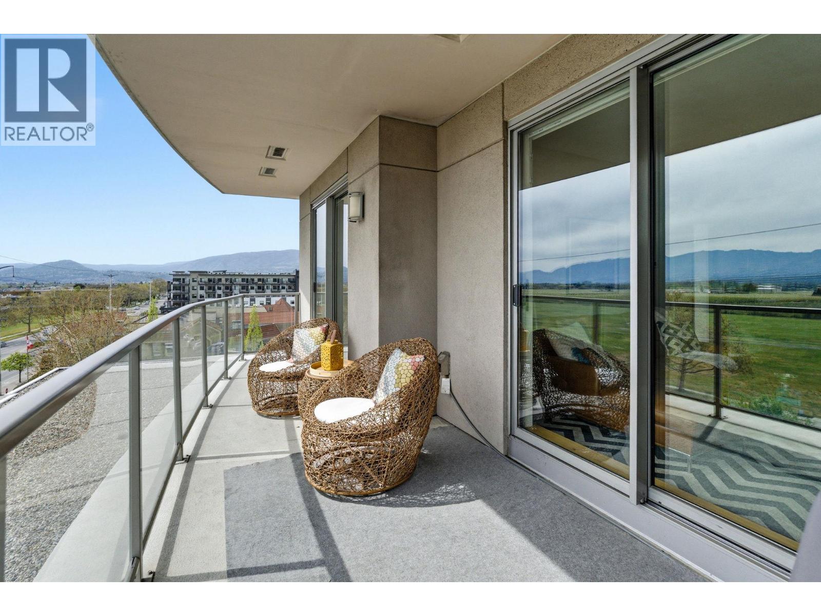 2040 Springfield Road Unit# 402