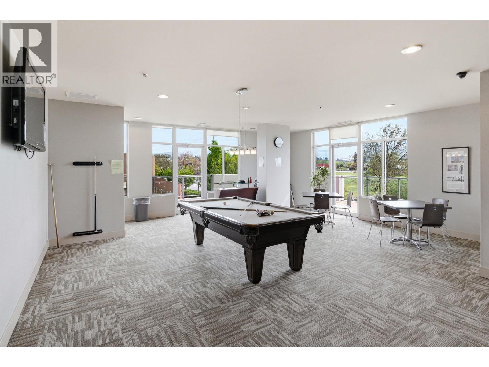 2040 Springfield Road Unit# 402