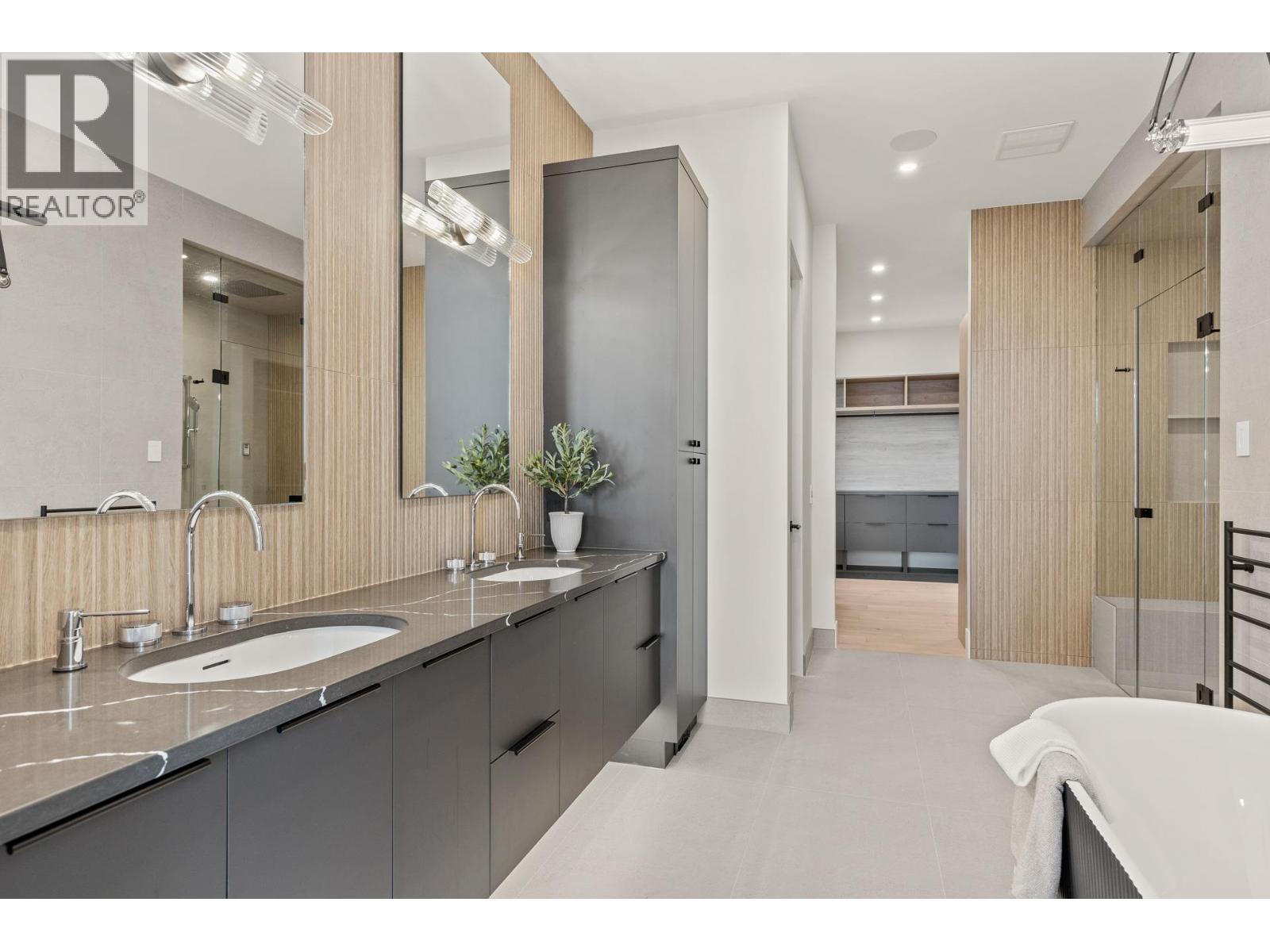 5584 Upper Mission Court