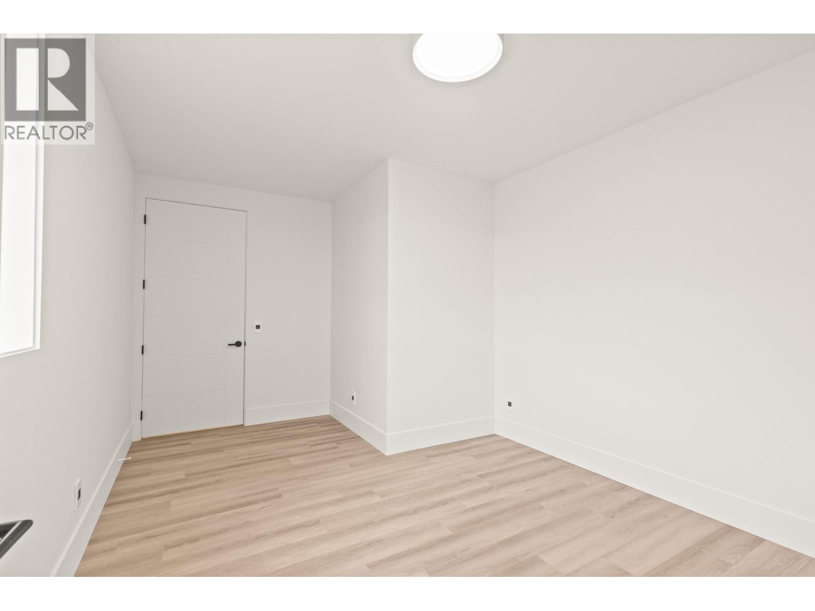 5584 Upper Mission Court