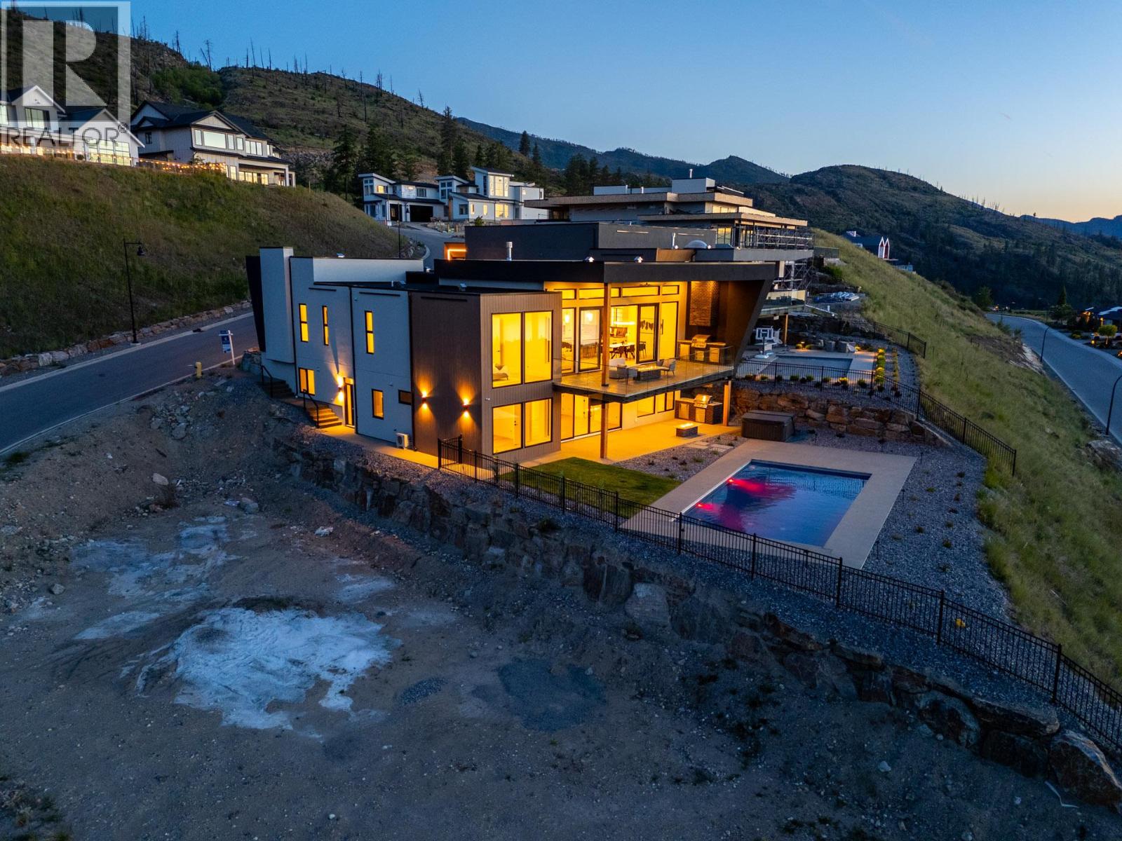 5584 Upper Mission Court