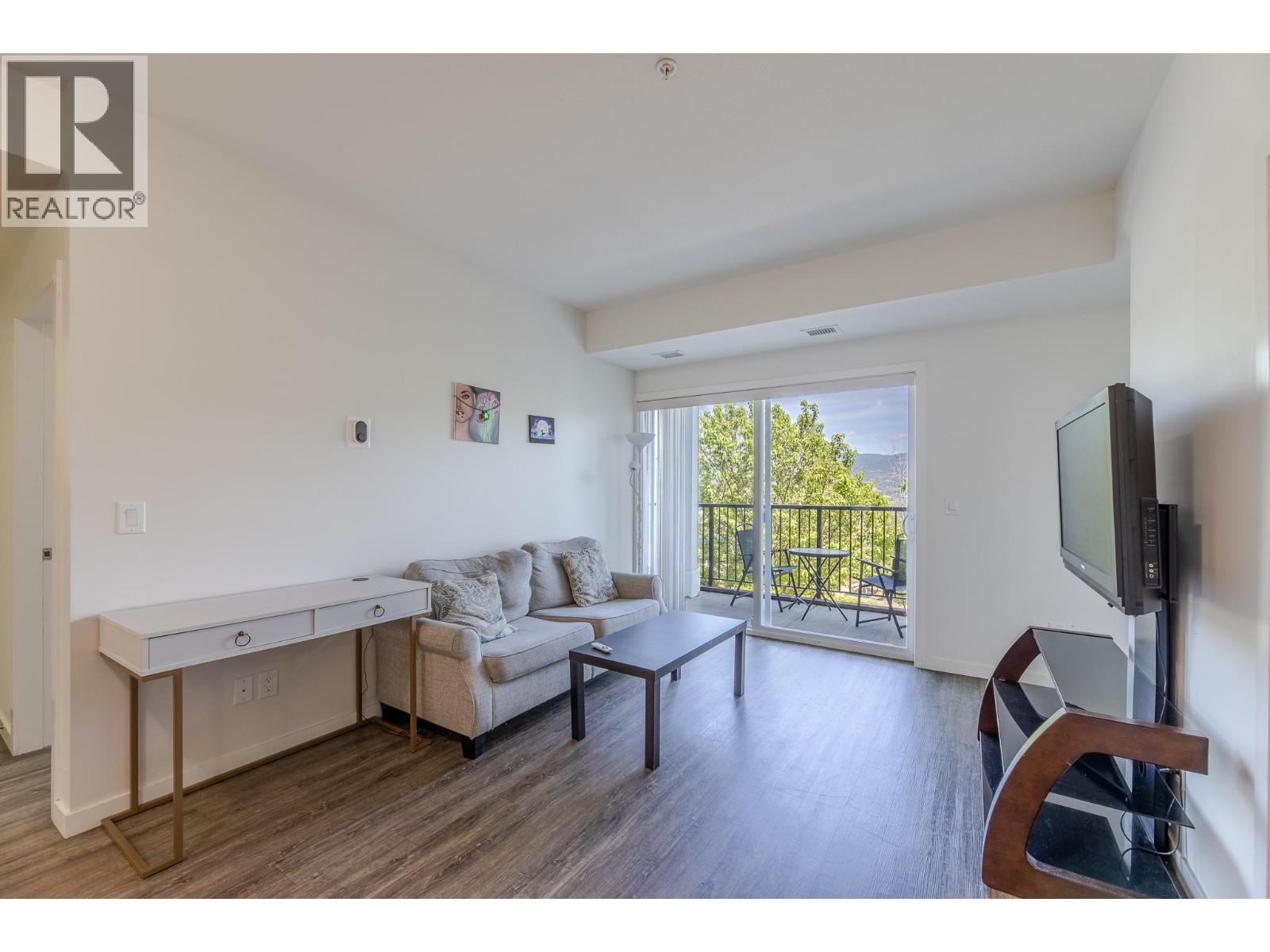 935 academy Way Unit# 109