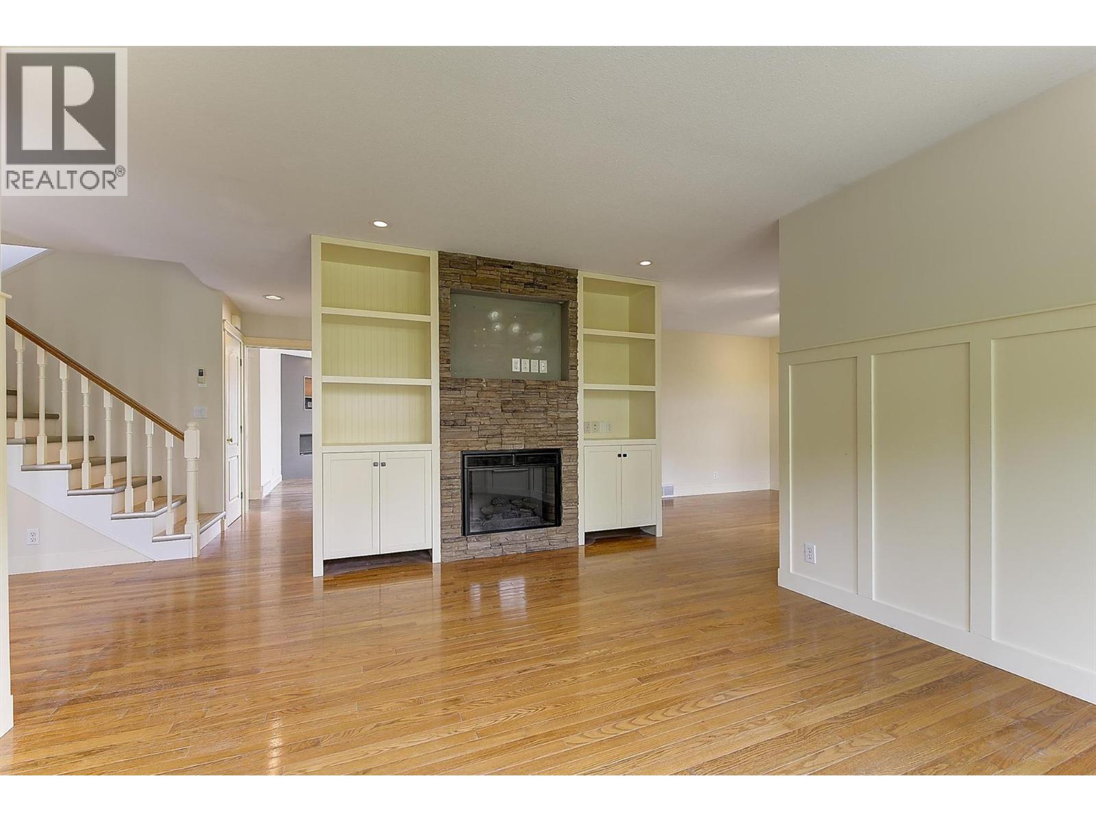 2069 Horizon Drive