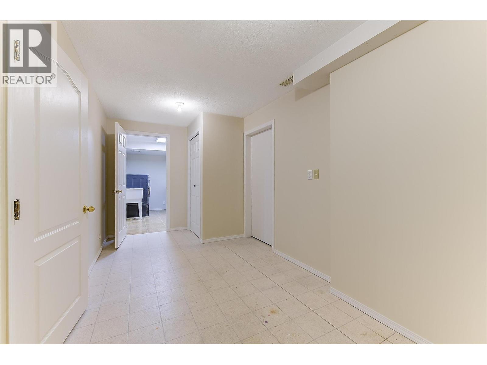 2069 Horizon Drive