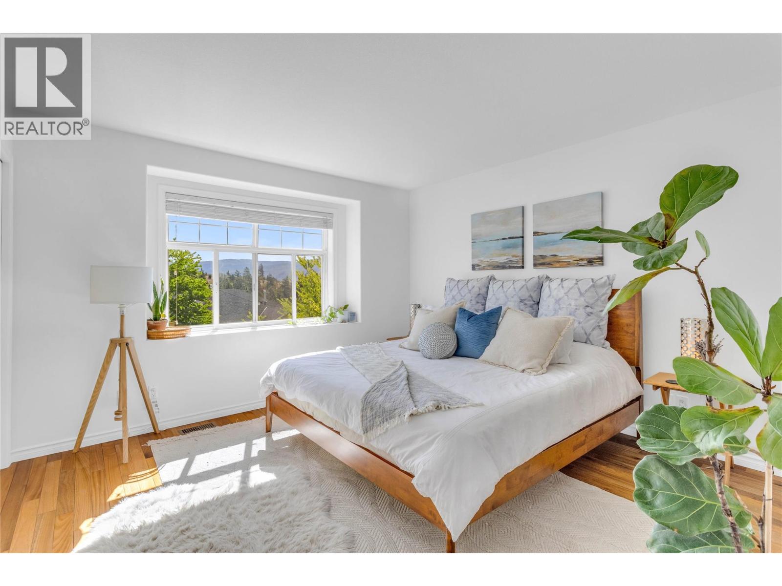 3825 Glen Canyon Drive Unit# 104