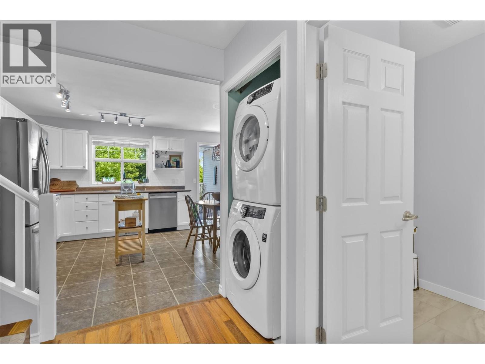 3825 Glen Canyon Drive Unit# 104