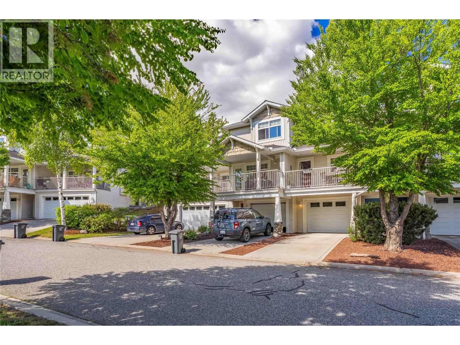 3825 Glen Canyon Drive Unit# 104