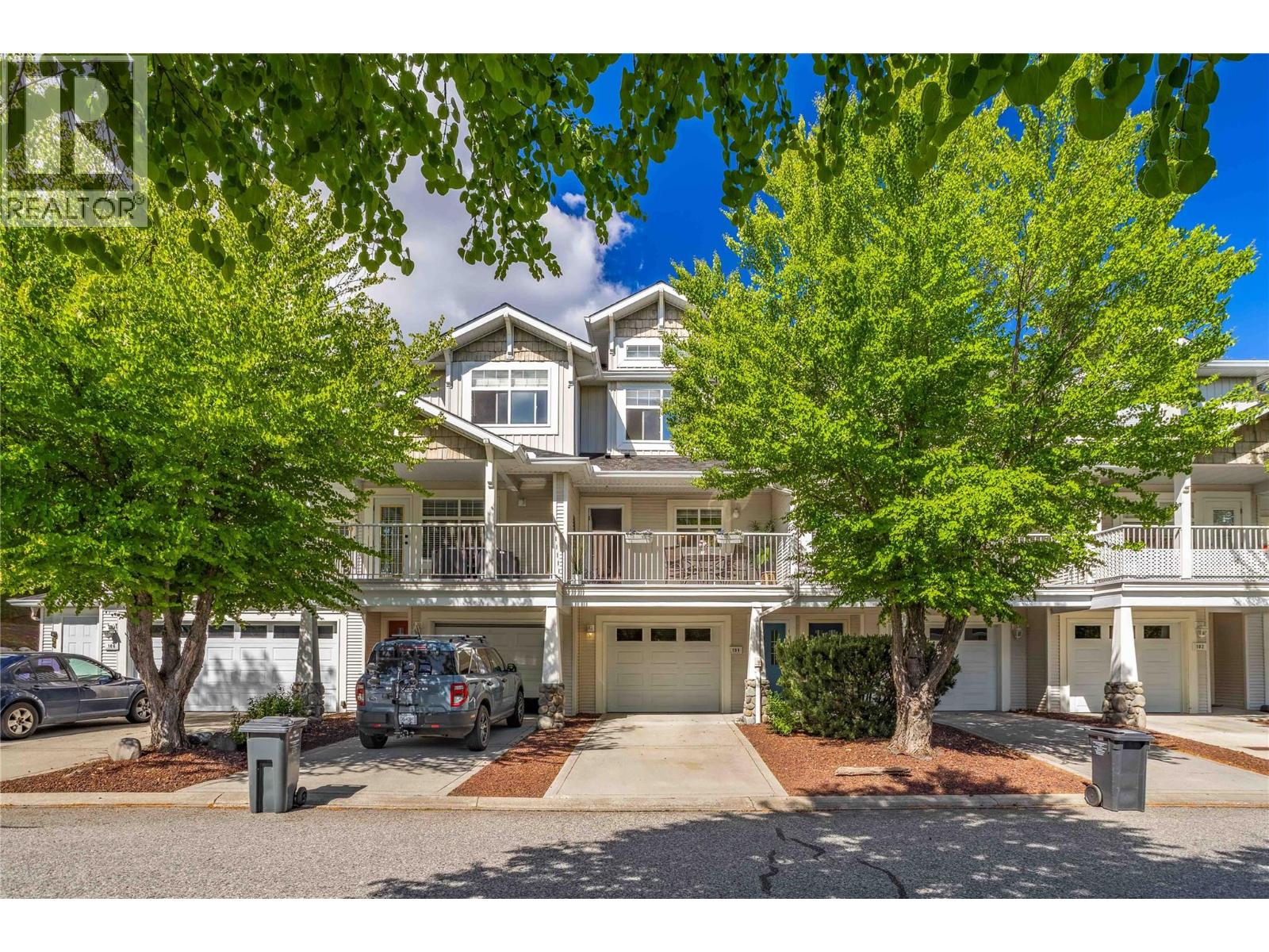 3825 Glen Canyon Drive Unit# 104