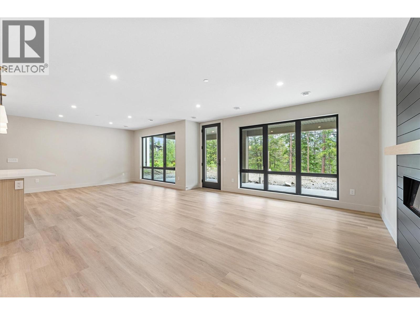10313 Long Road