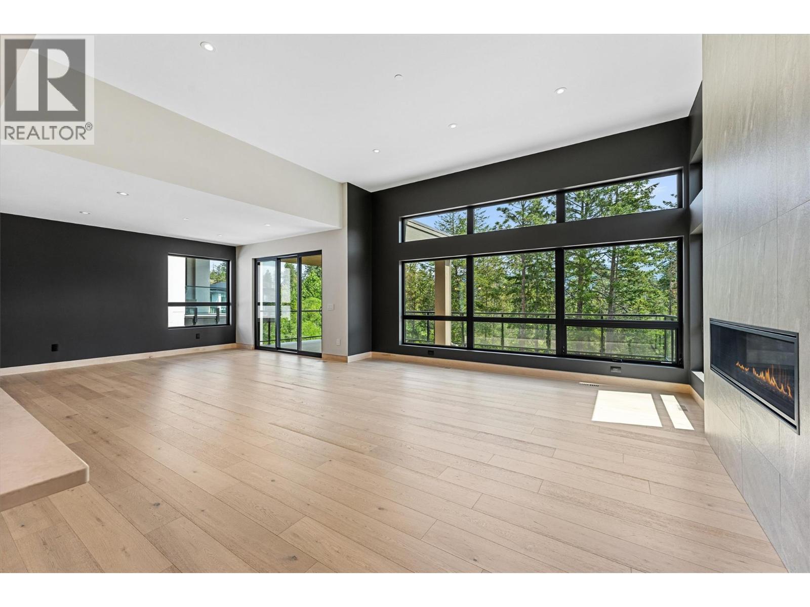 10313 Long Road