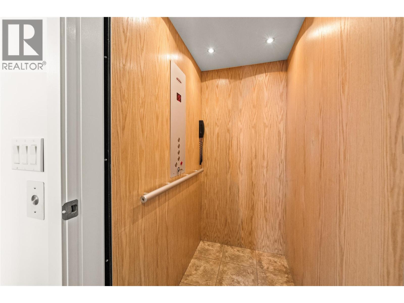3359 Cougar Road Unit# 5