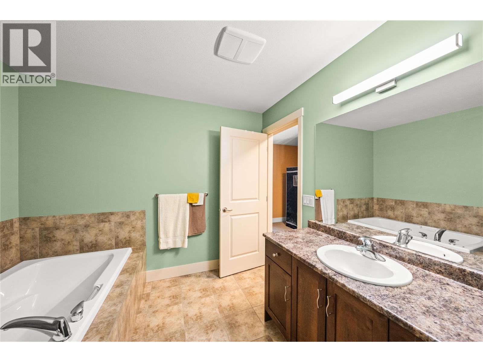 3359 Cougar Road Unit# 5