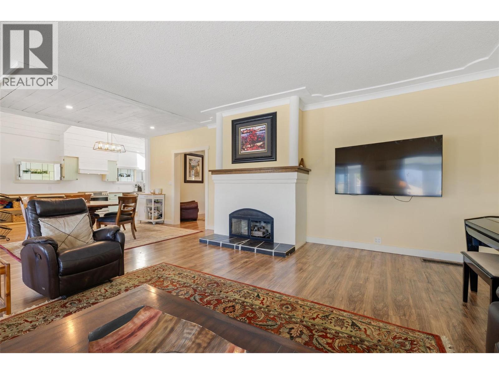 3299 McCulloch Road