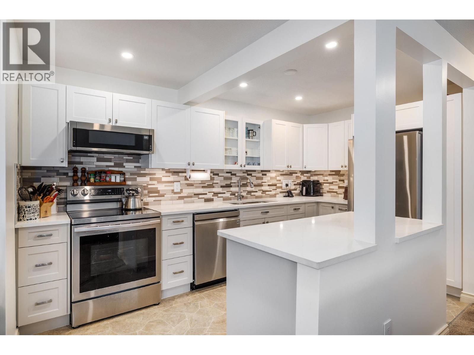 3815 Brown Road Unit# 110