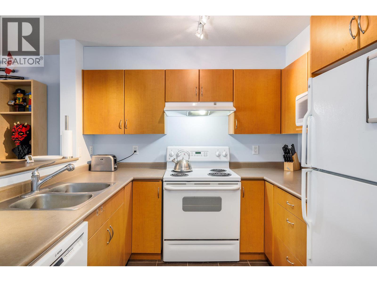 555 Yates Road Unit# 206