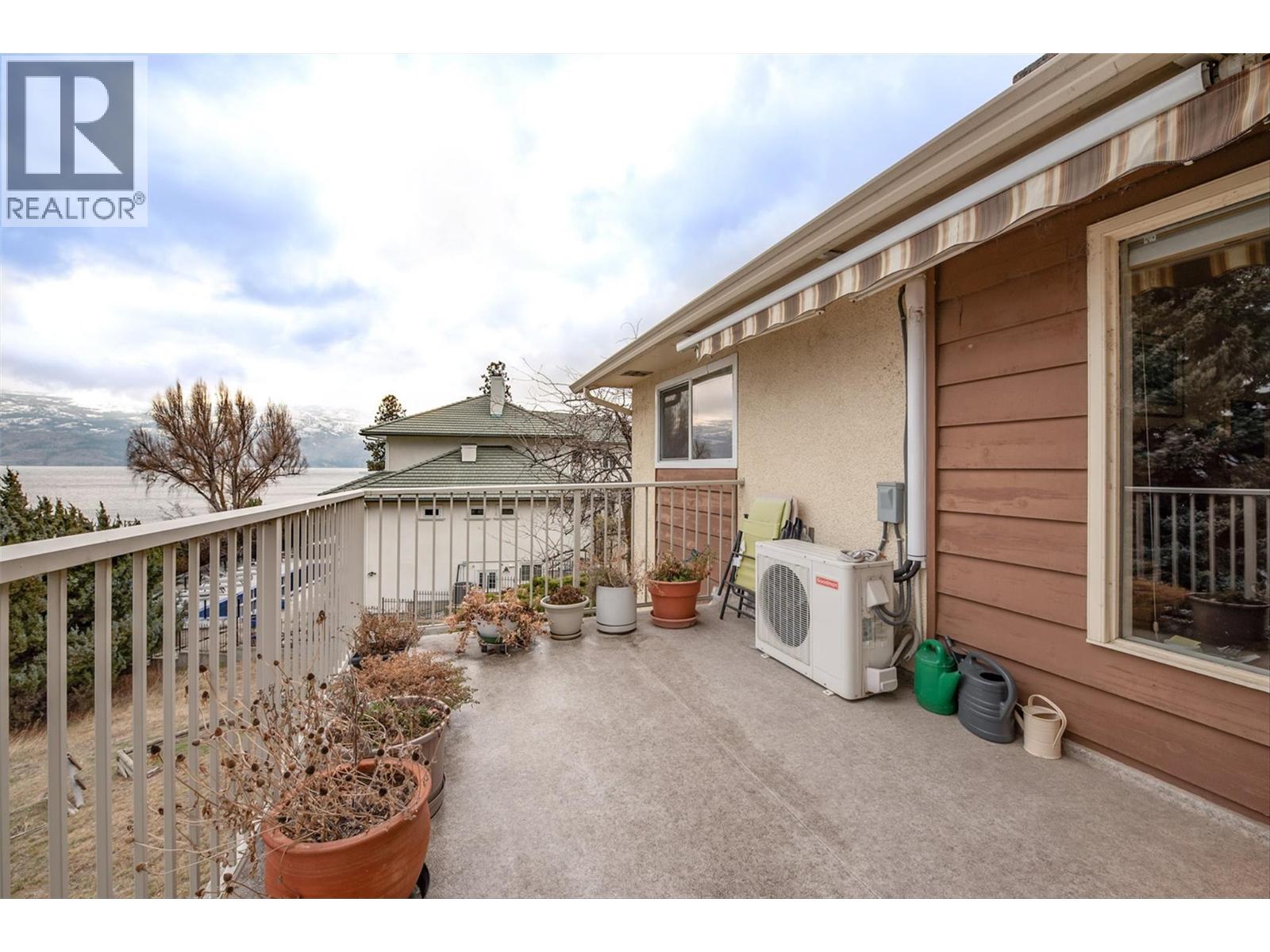 3963 Angus Drive
