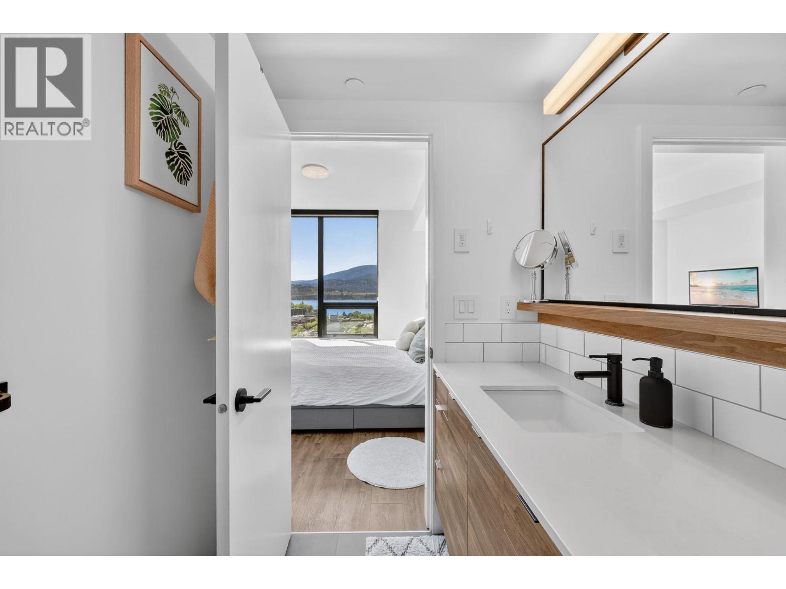 1471 St Paul Street Unit# 1505