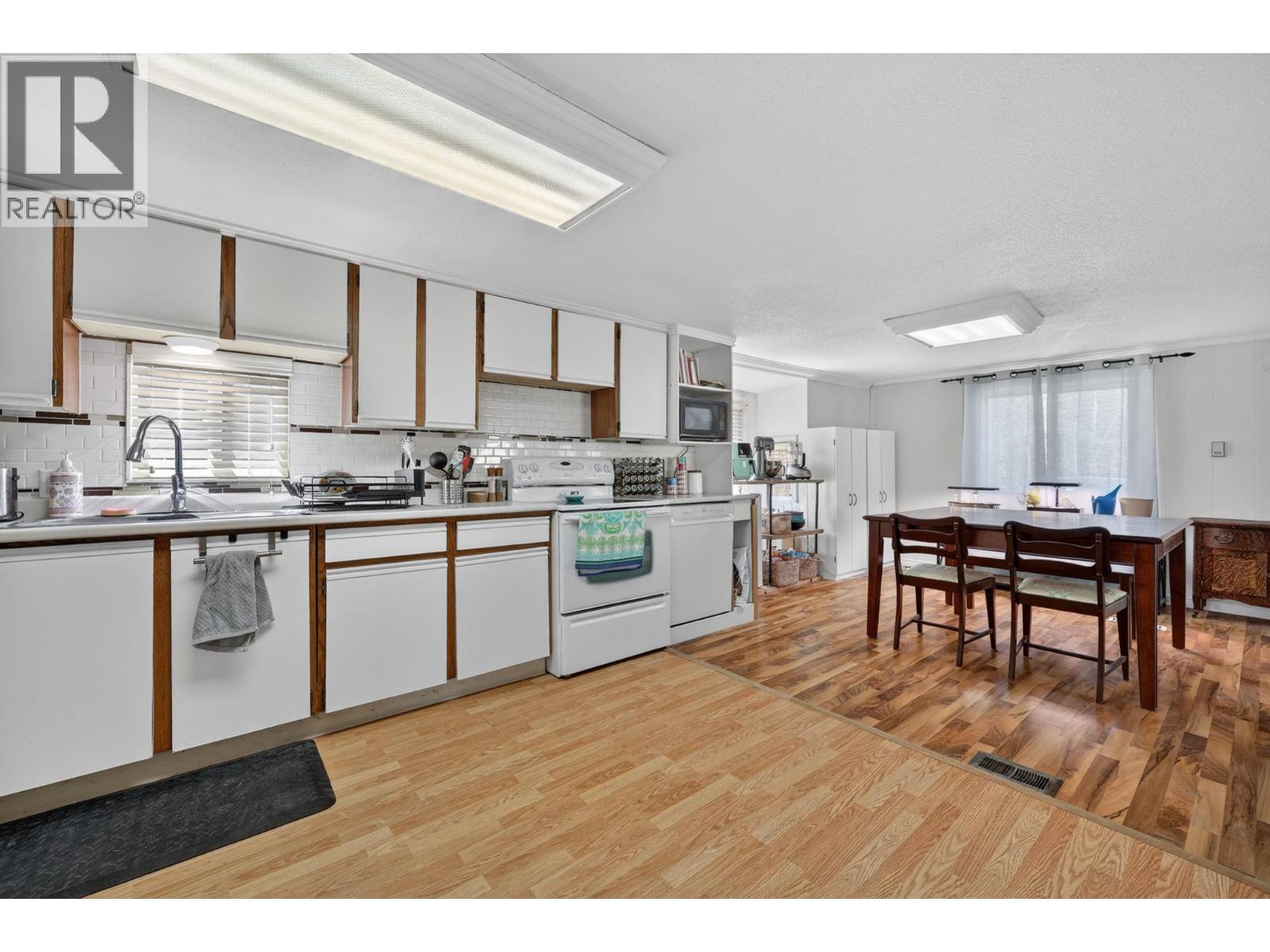 715 Beaver Lake Road Unit# 27