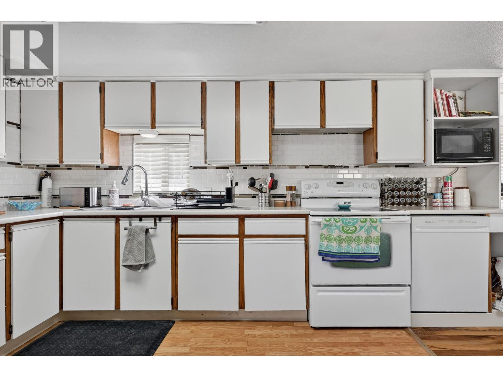 715 Beaver Lake Road Unit# 27