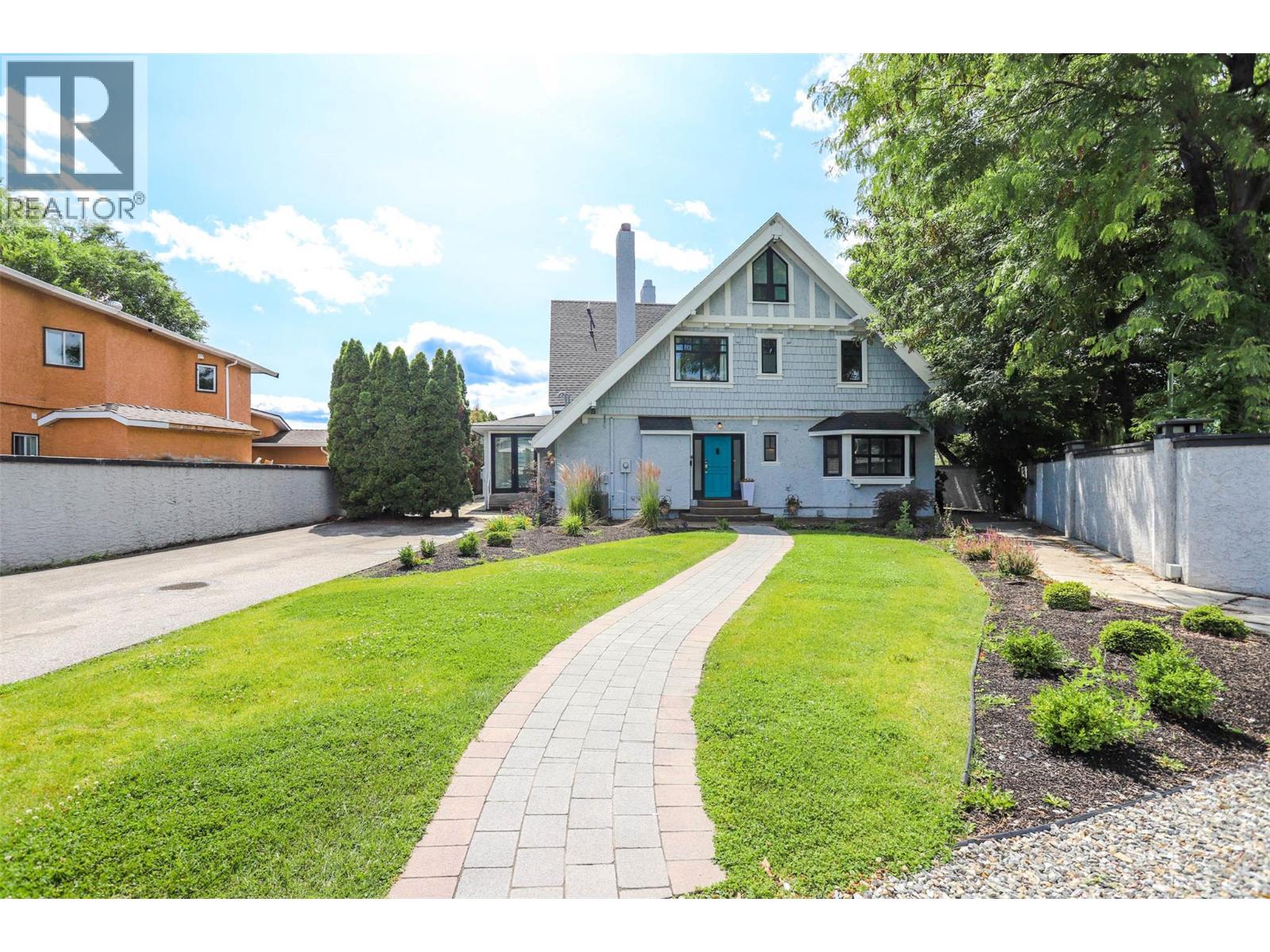 124 McTavish Avenue