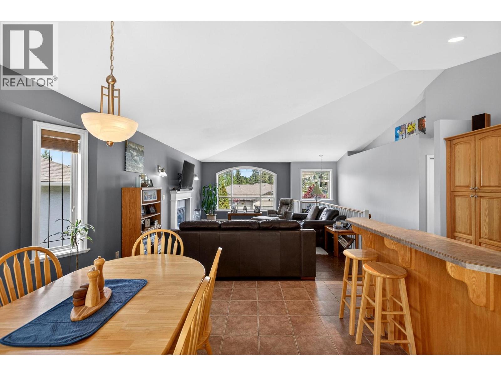1673 Kloppenburg Road