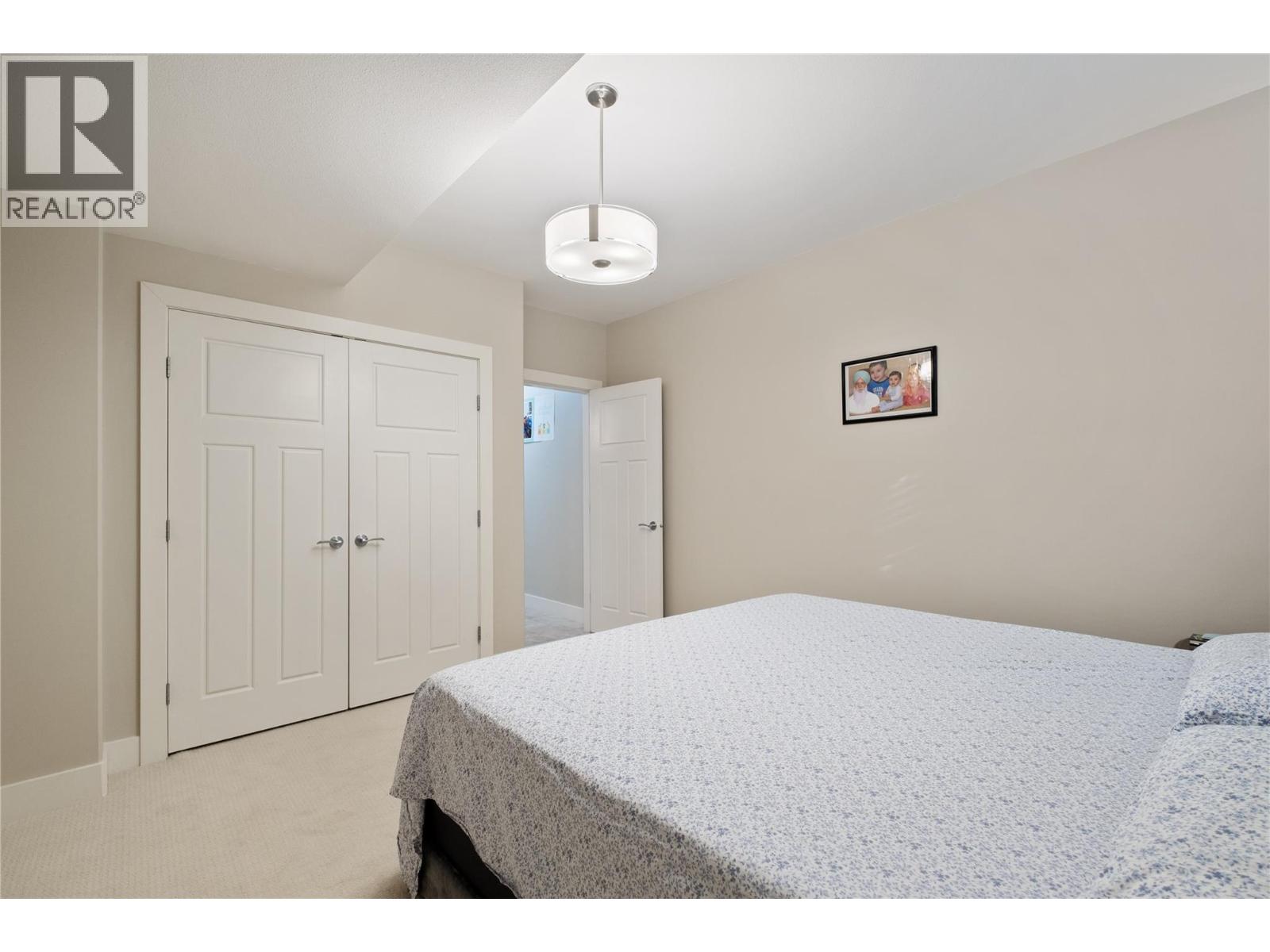 1852 Split Rail Place