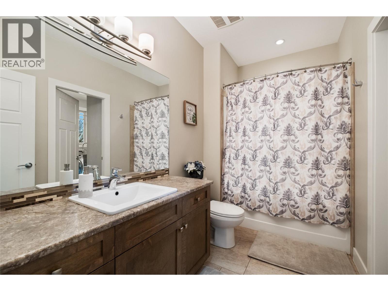 1852 Split Rail Place
