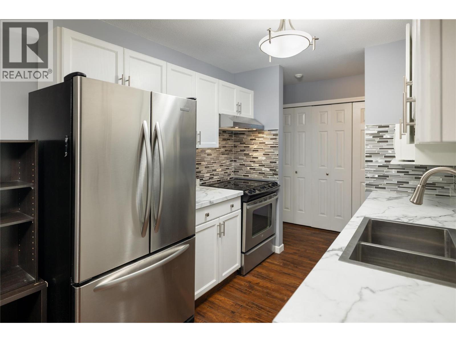 3155 De Montreuil Court Unit# 404