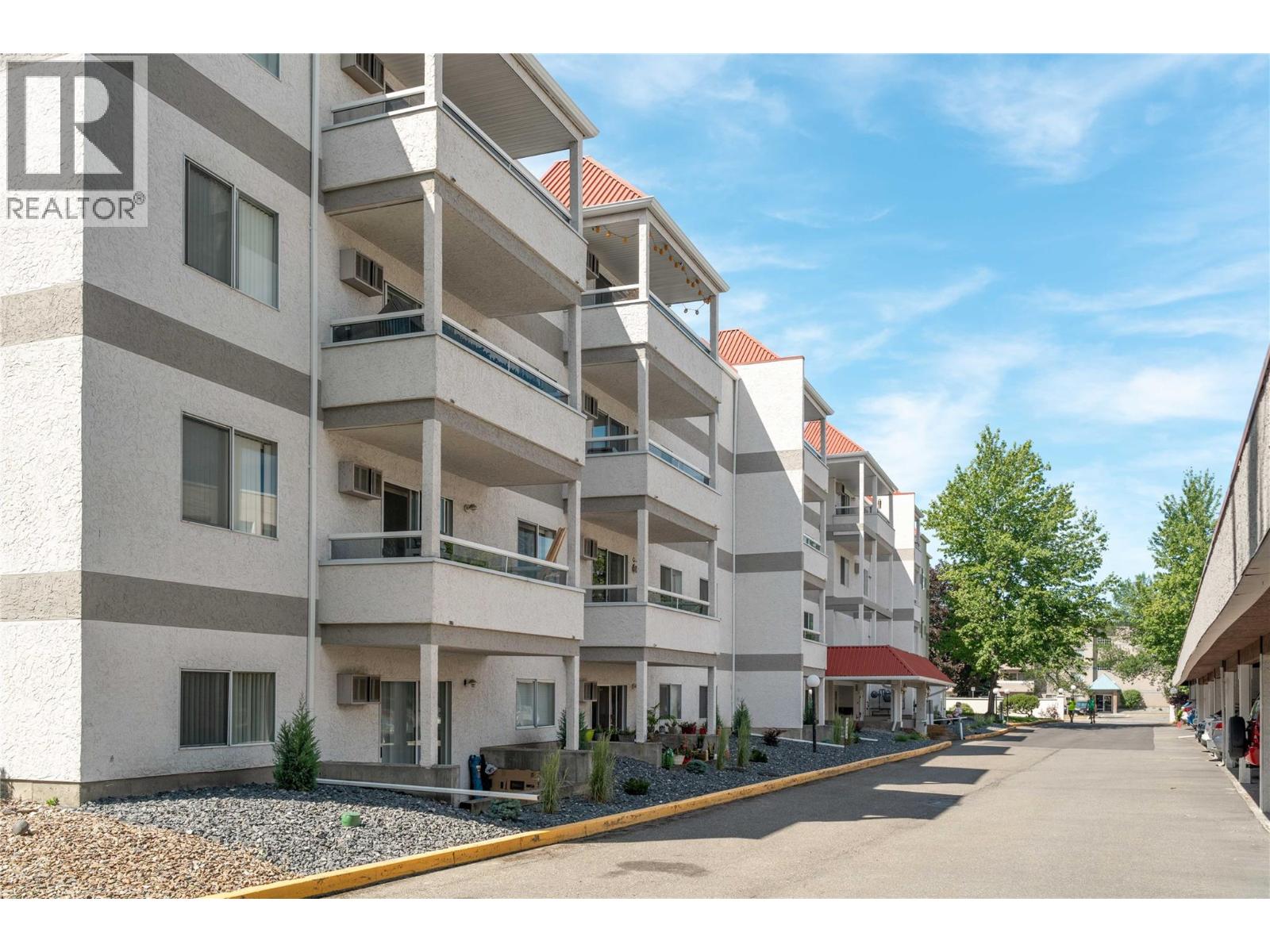 3155 De Montreuil Court Unit# 404