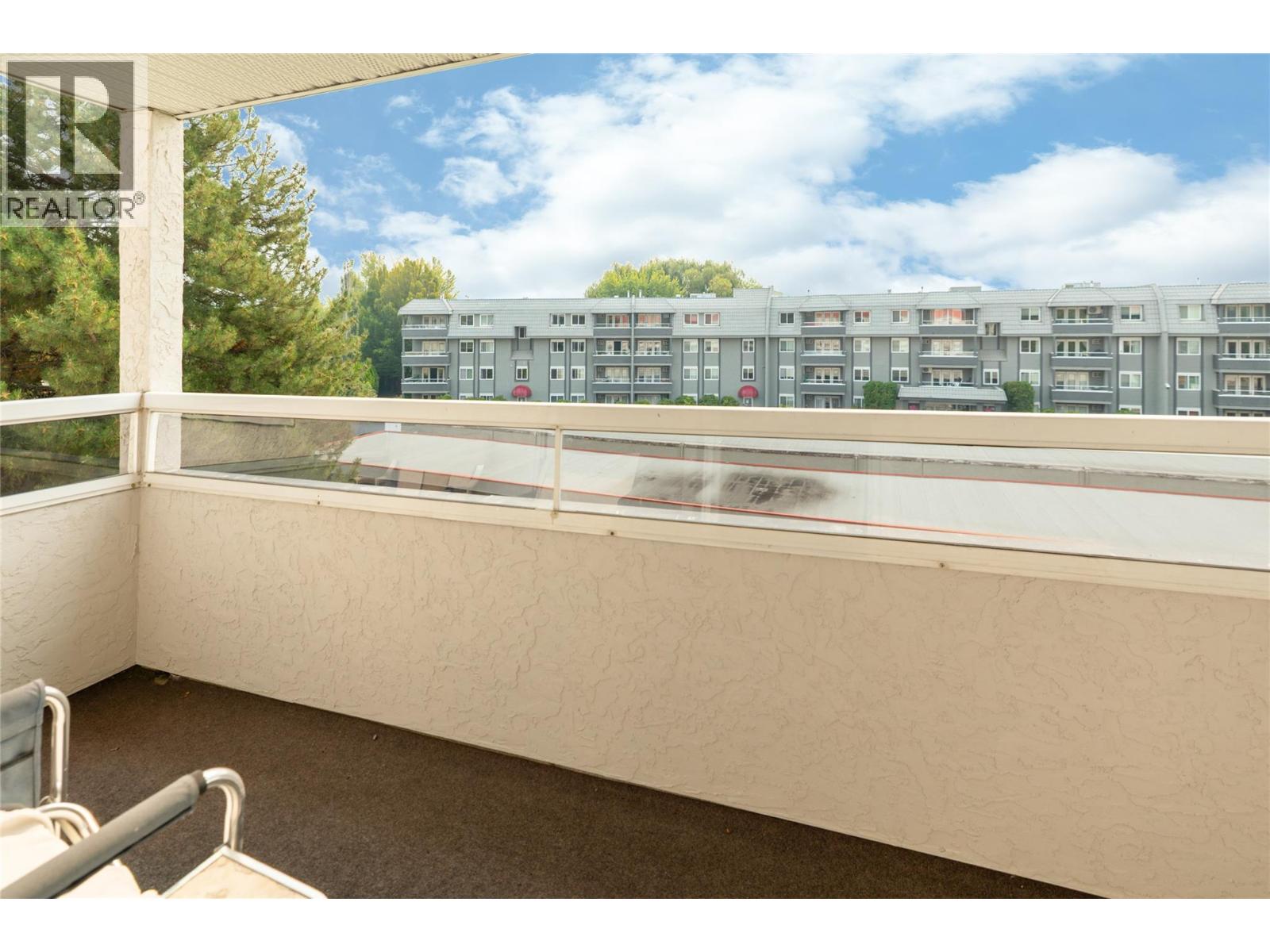 3155 De Montreuil Court Unit# 404