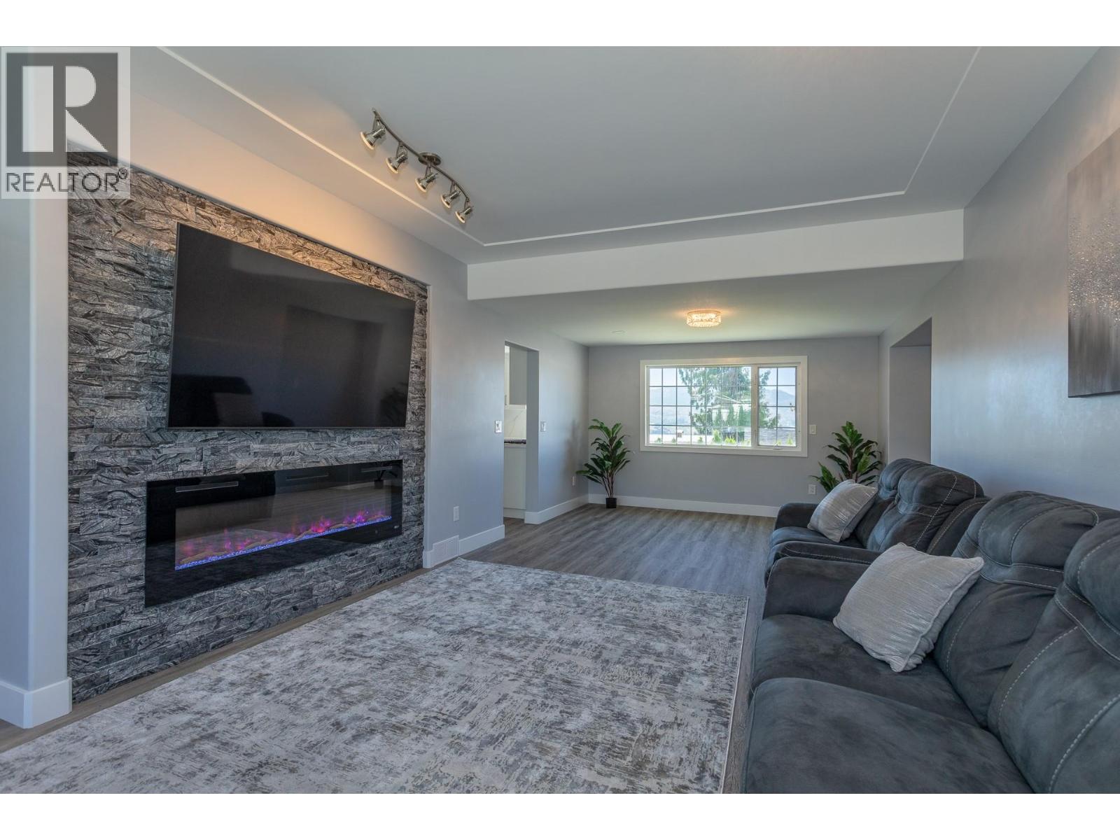 951 Anders Road