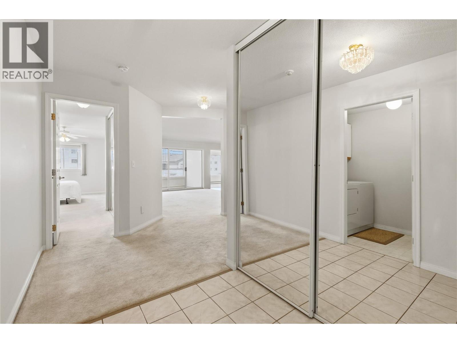 1055 Lawrence Avenue Unit# 102