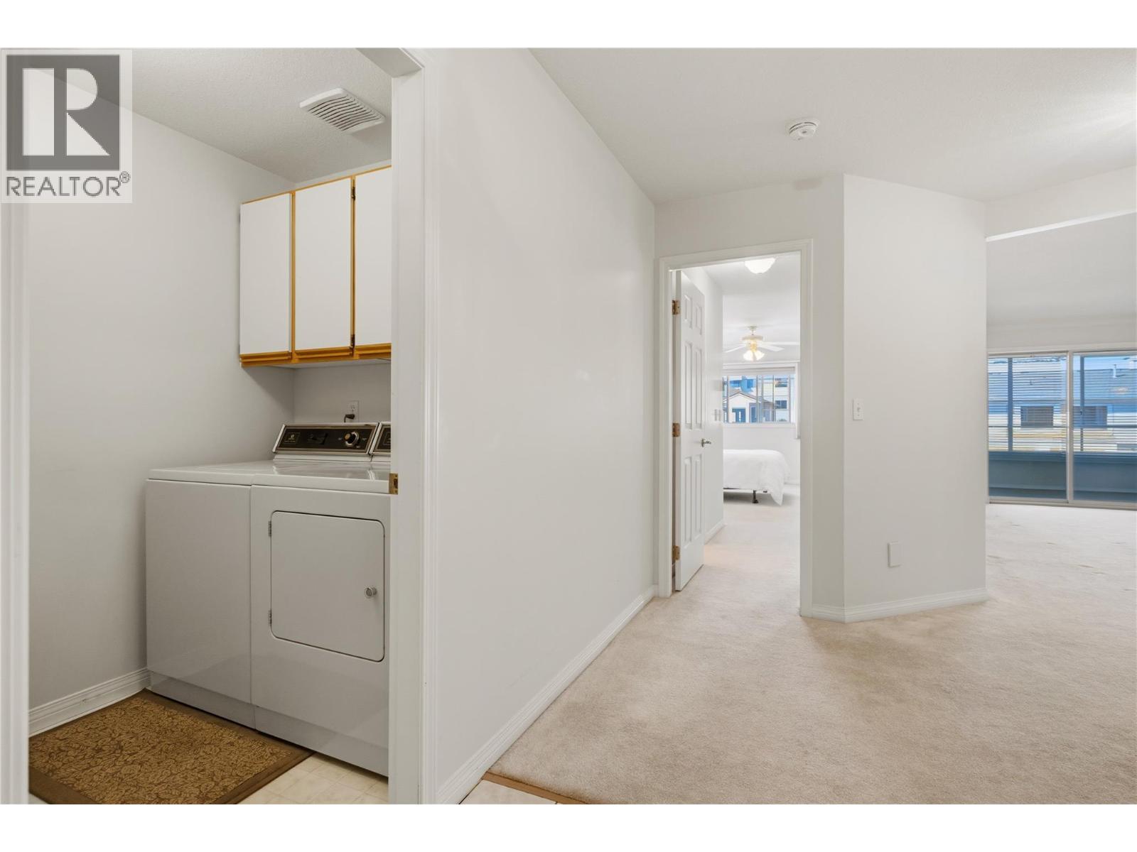 1055 Lawrence Avenue Unit# 102