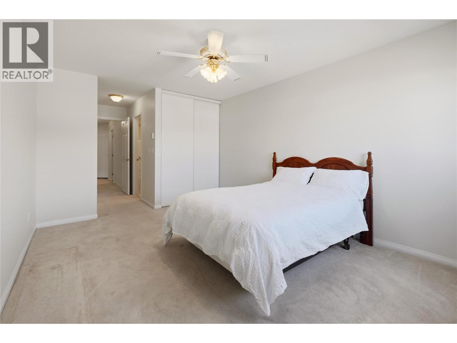 1055 Lawrence Avenue Unit# 102