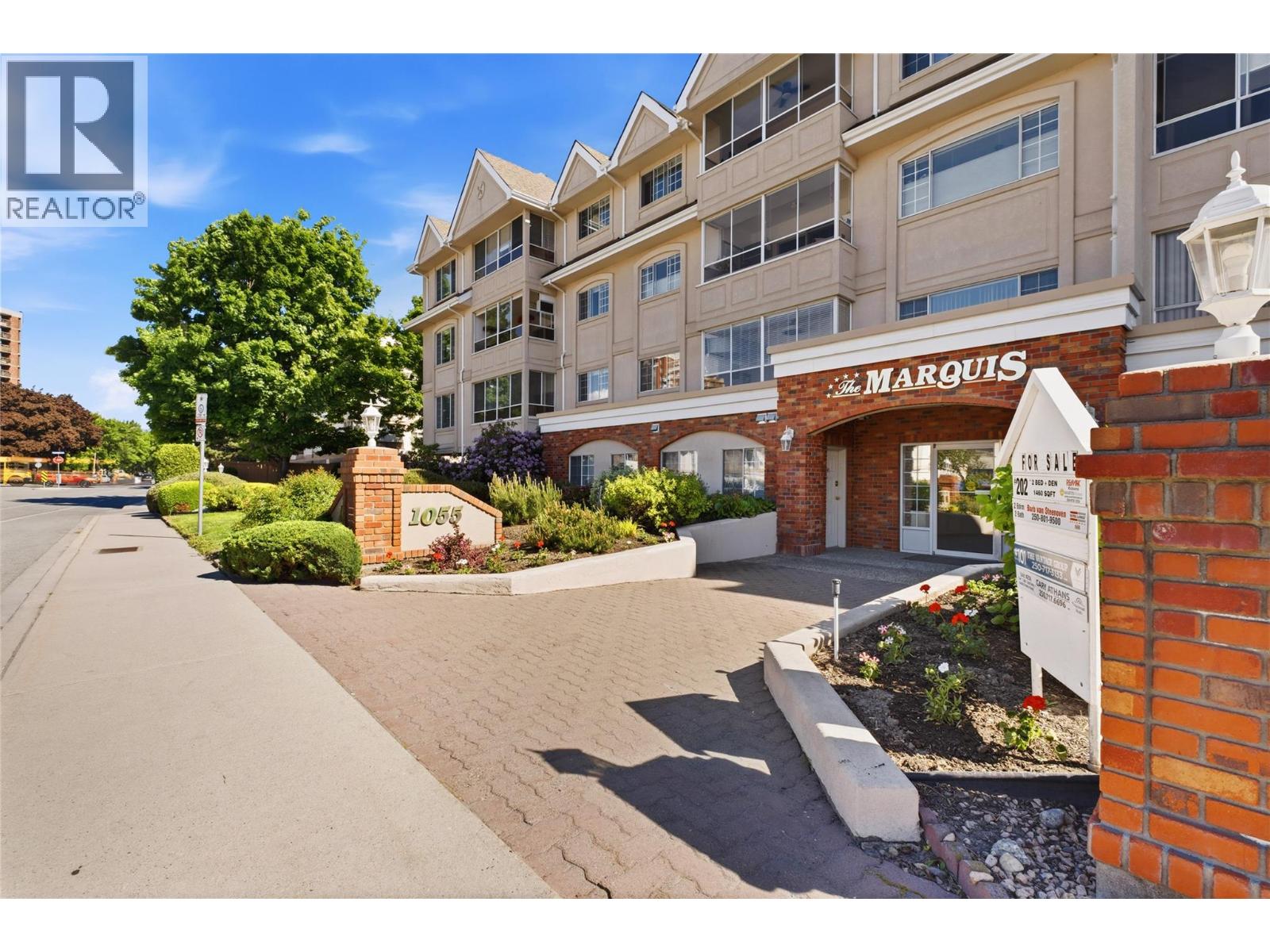1055 Lawrence Avenue Unit# 102