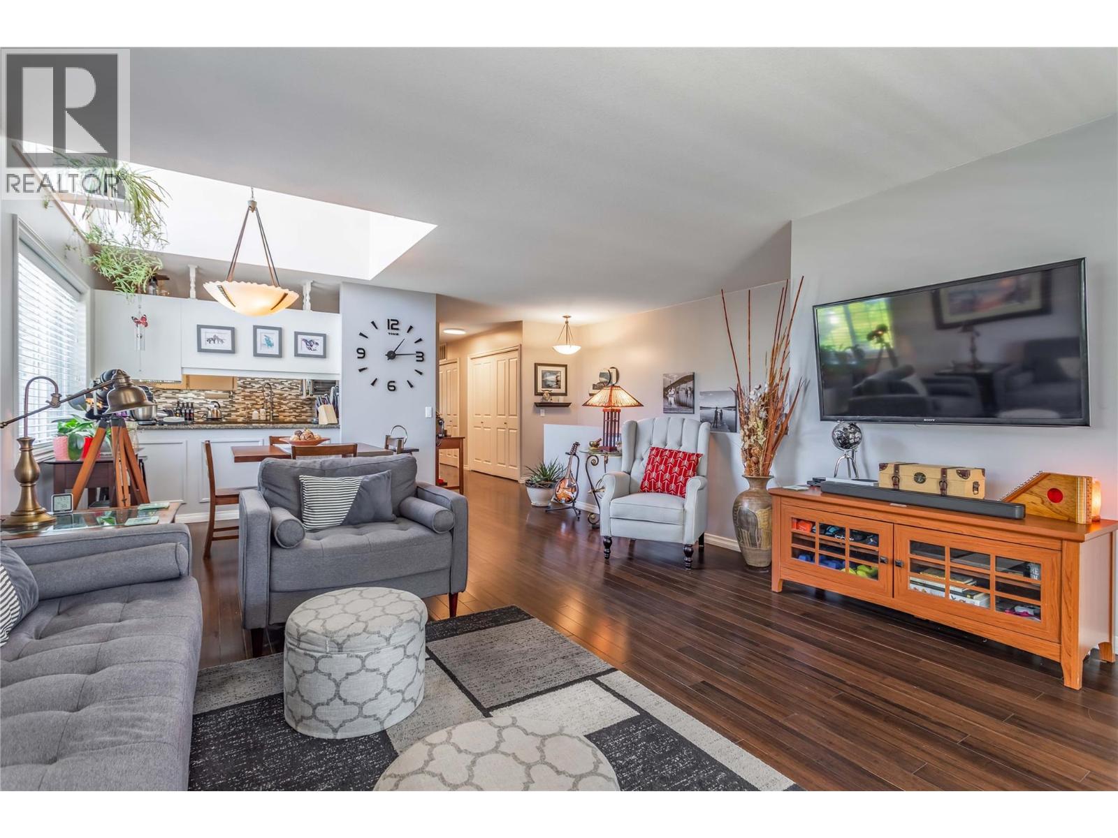 2370 Stillingfleet Road Unit# 218