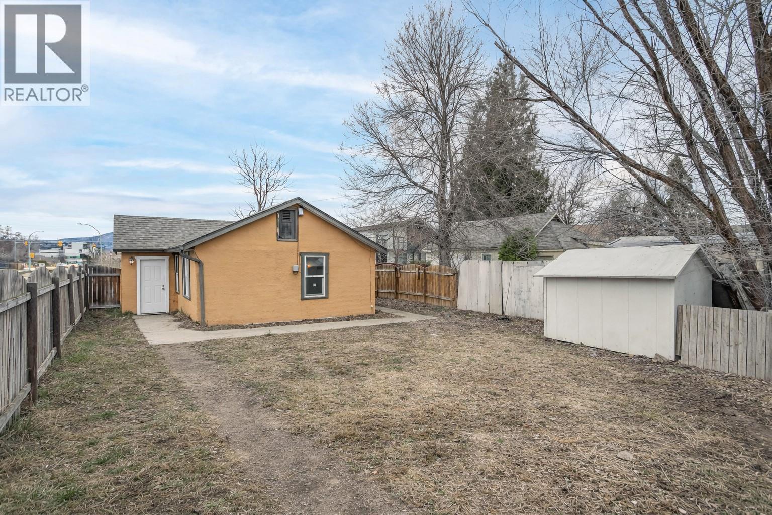 2293 Woodlawn Street