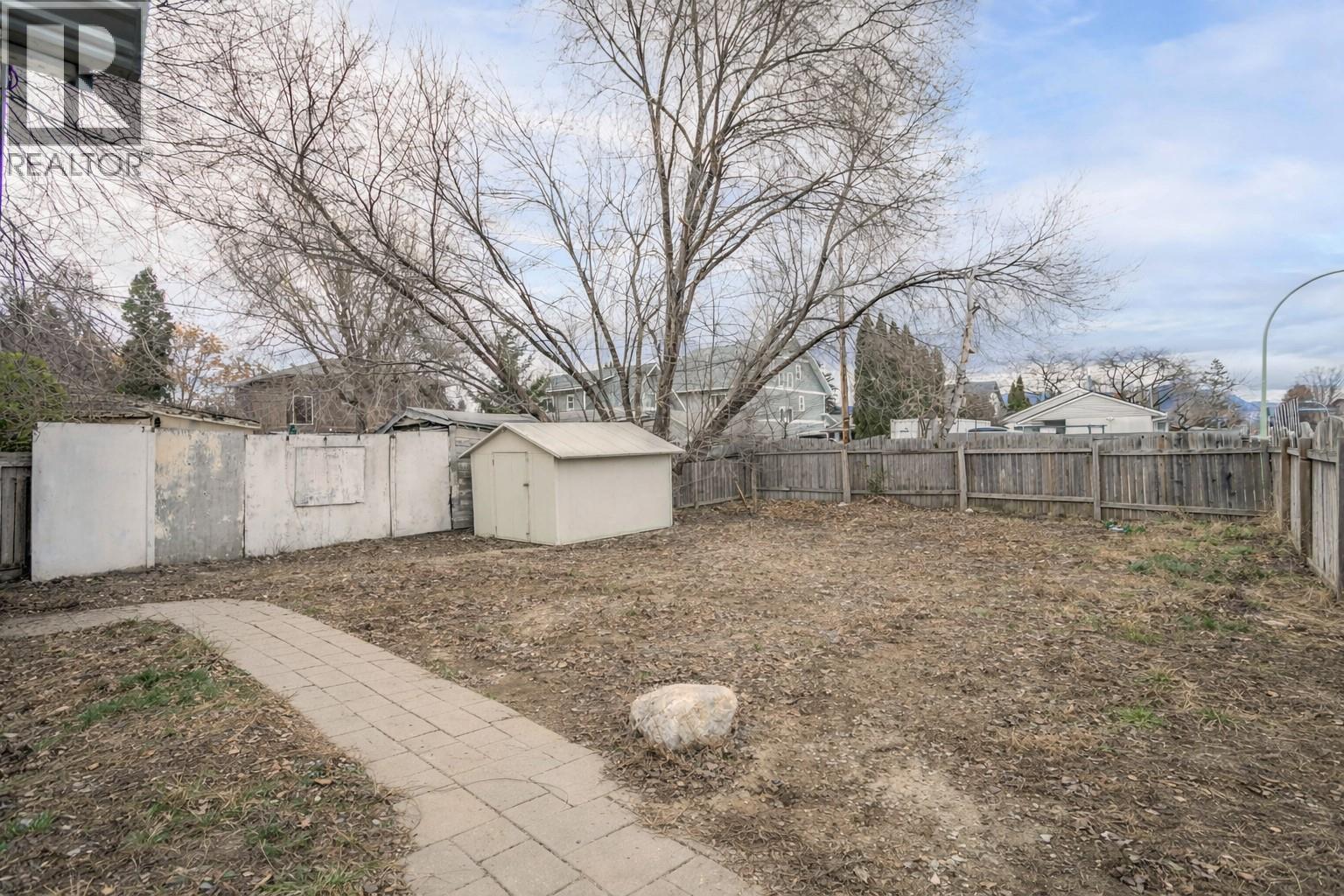 2293 Woodlawn Street
