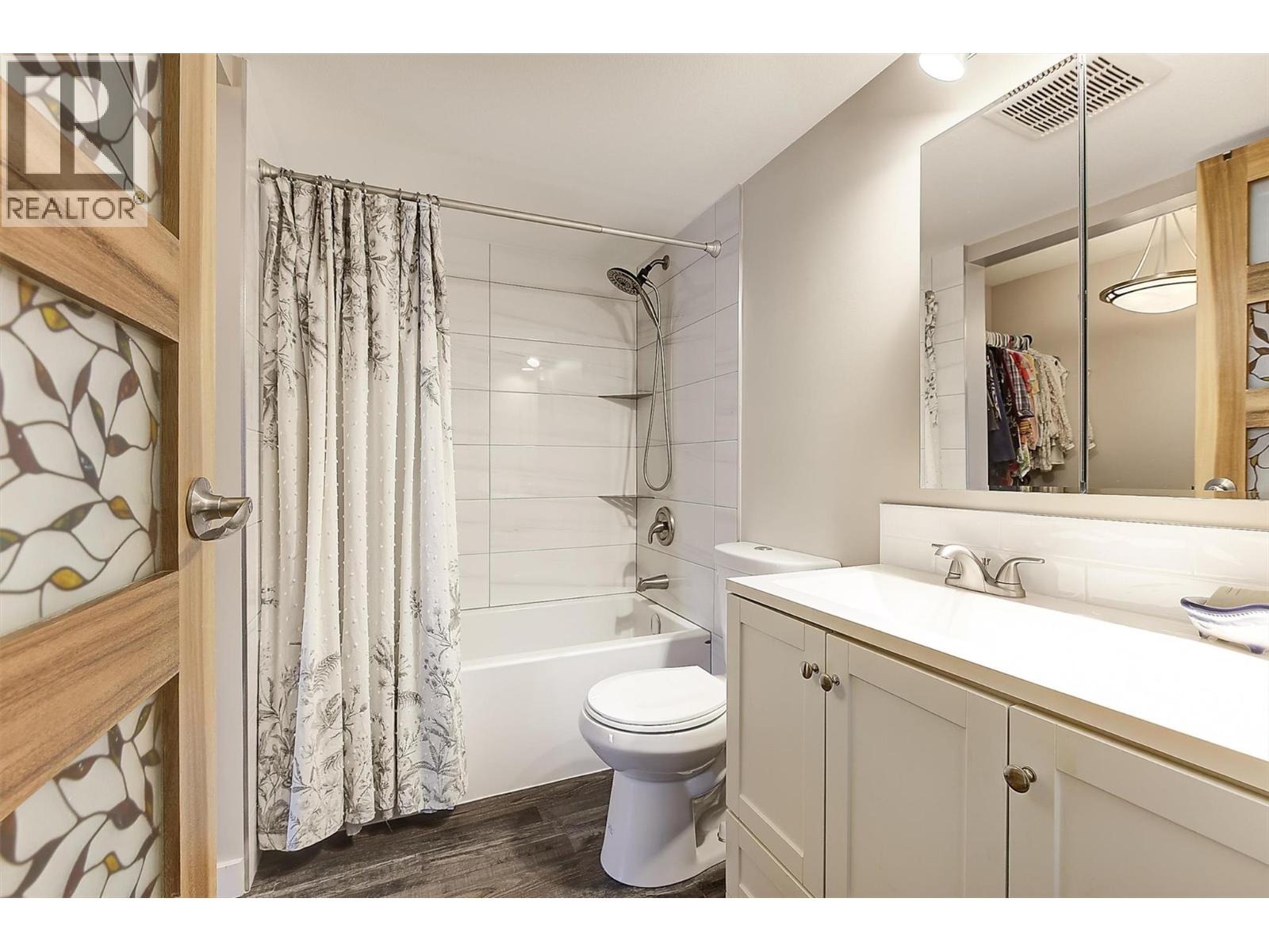 3842 Gordon Drive Unit# 216