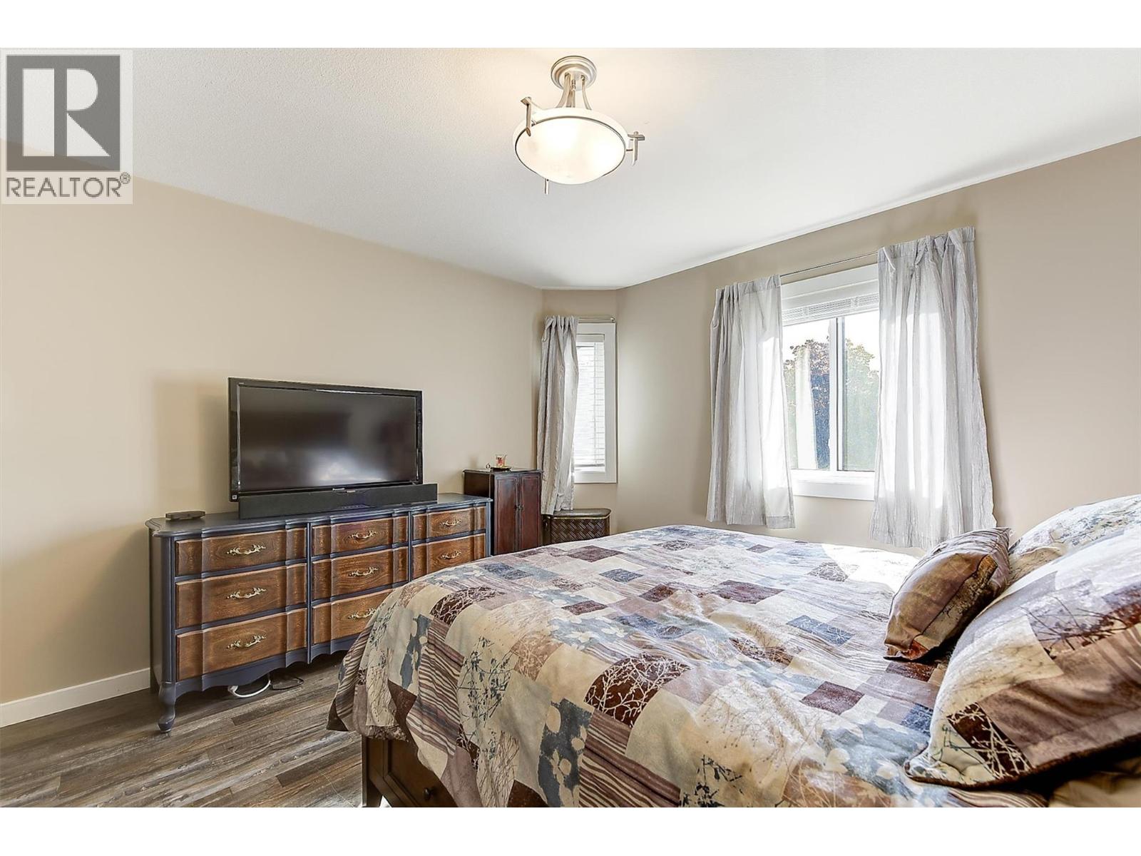 3842 Gordon Drive Unit# 216