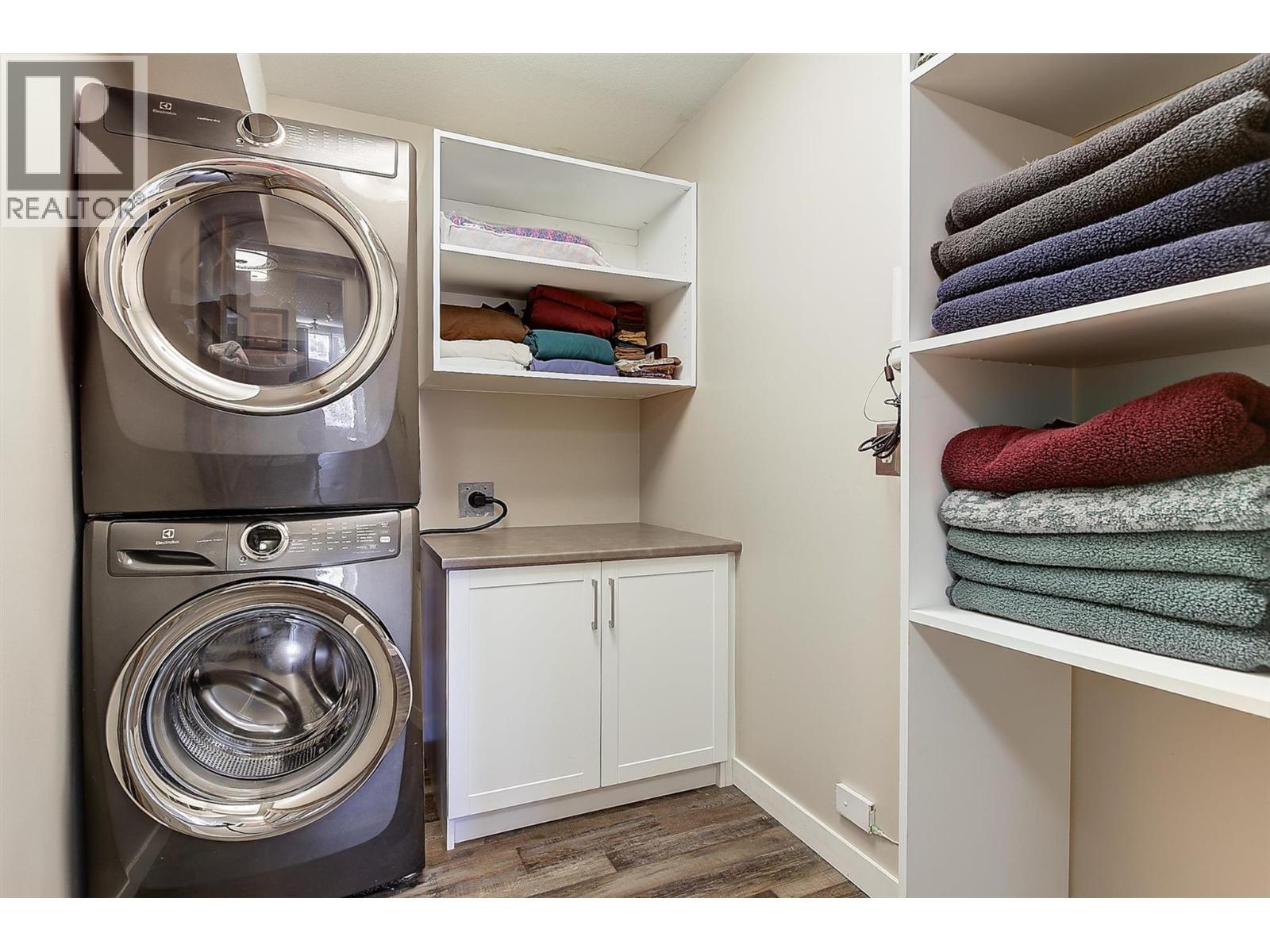 3842 Gordon Drive Unit# 216