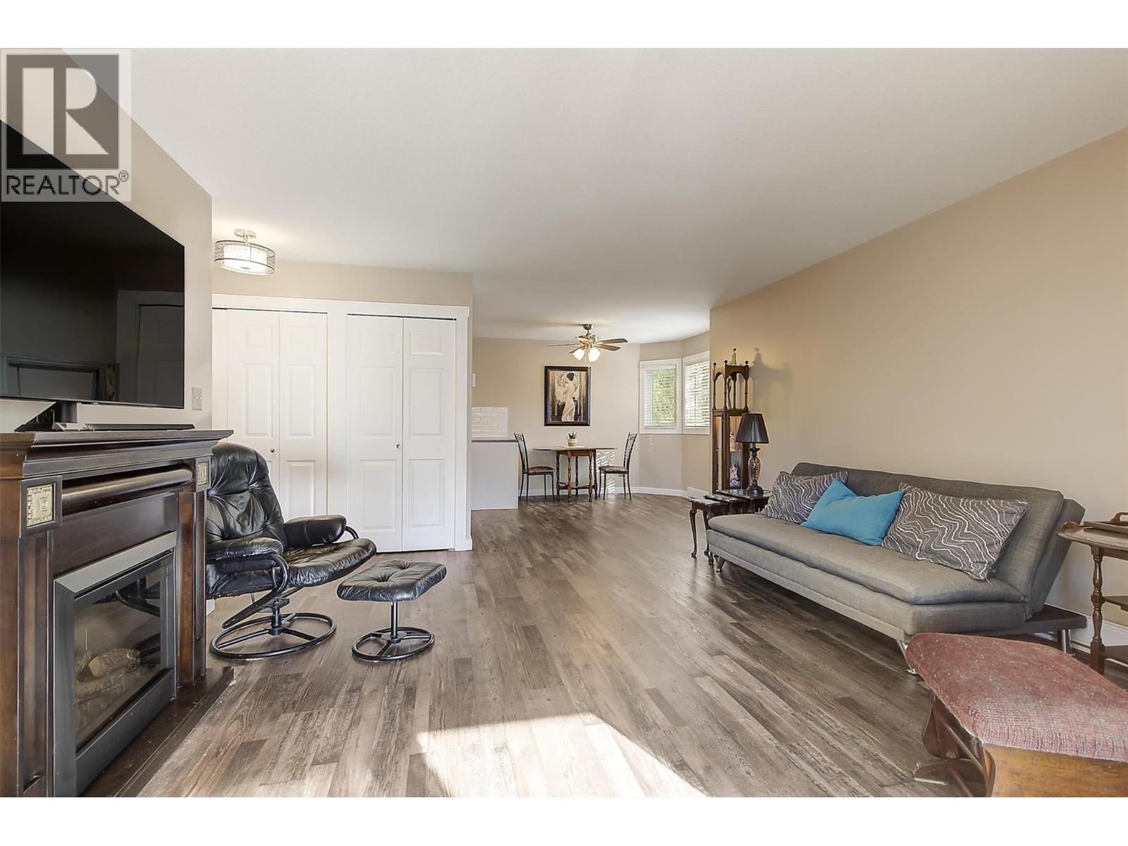 3842 Gordon Drive Unit# 216