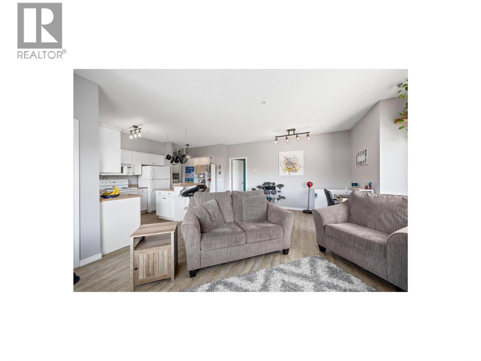 1125 Bernard Avenue Unit# 204