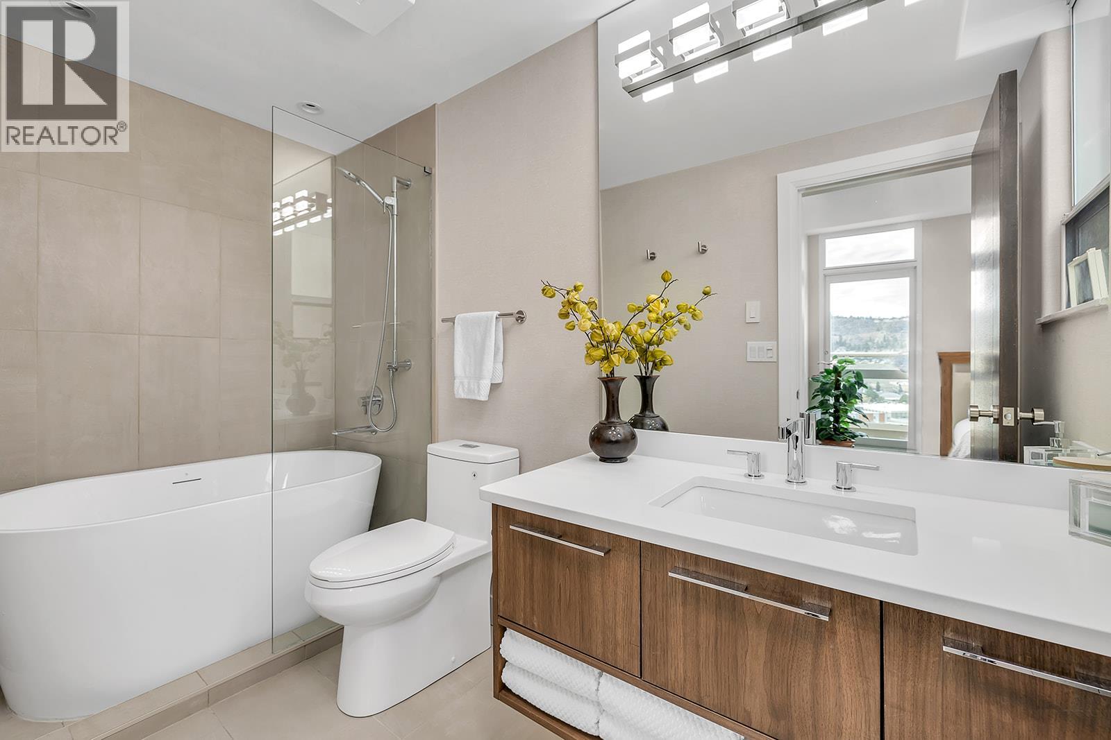 1152 Sunset Drive Unit# 1702