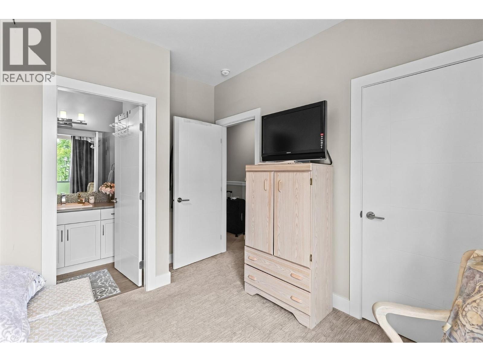 1102 Cameron Avenue Unit# 147