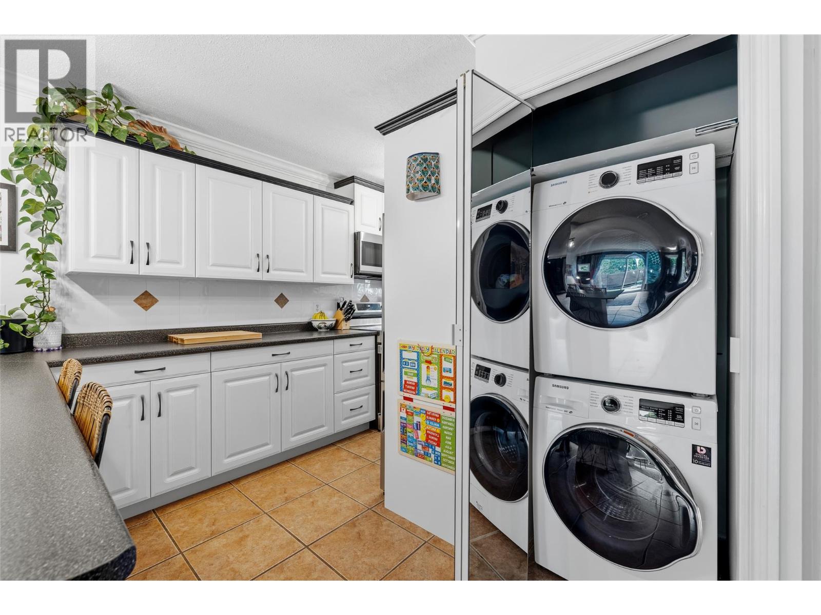 3135 Walnut Street Unit# 2