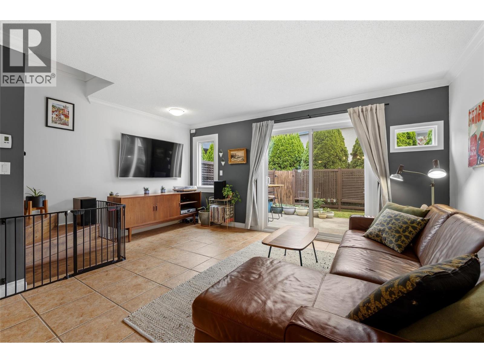 3135 Walnut Street Unit# 2
