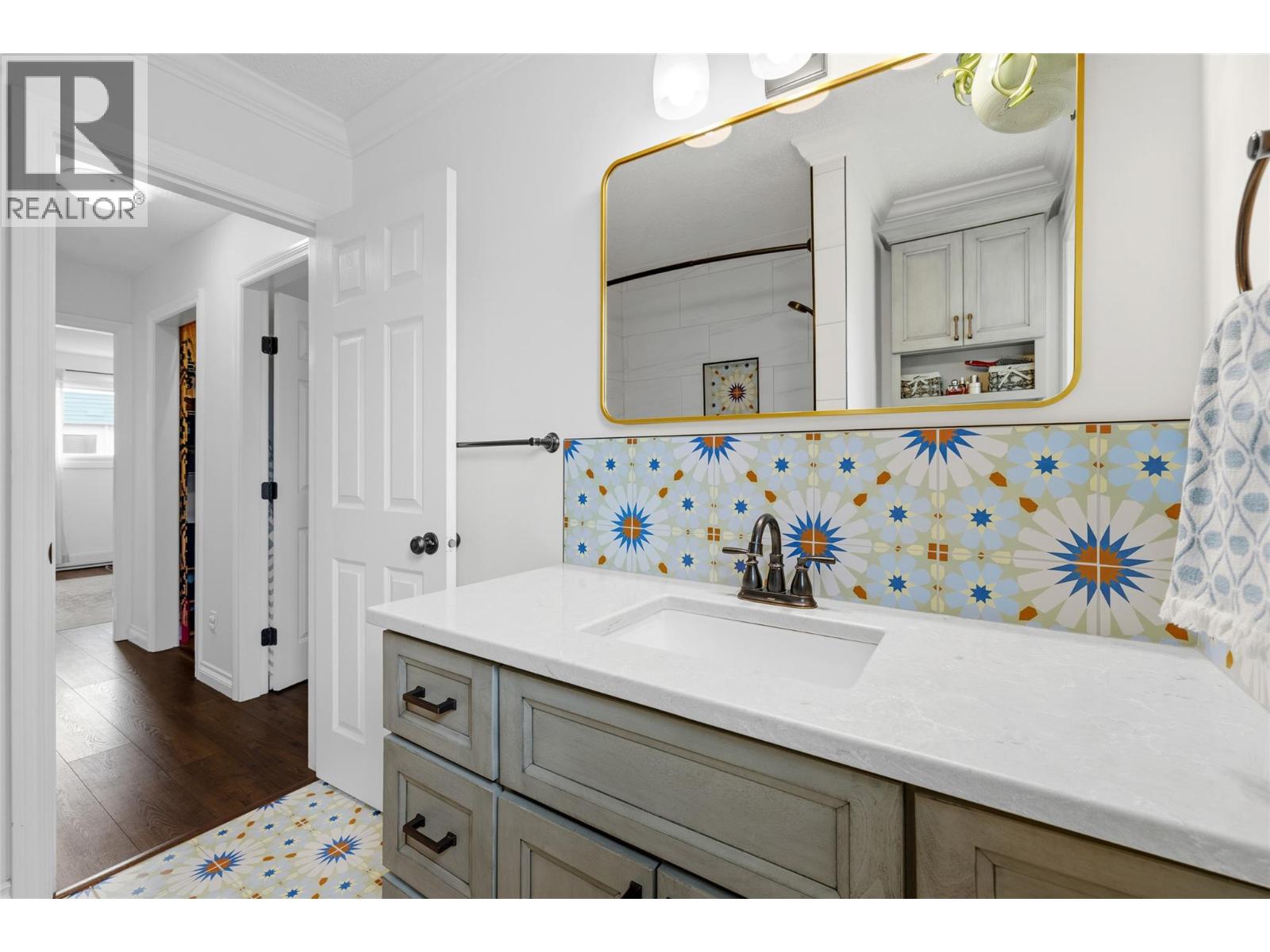 3135 Walnut Street Unit# 2