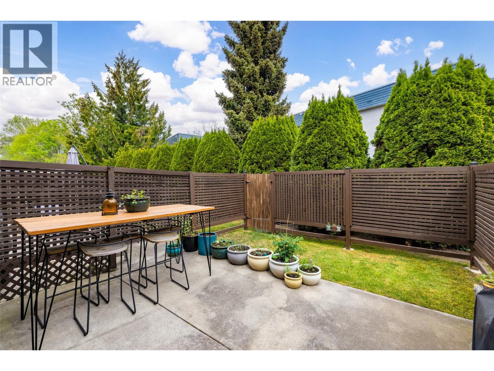 3135 Walnut Street Unit# 2