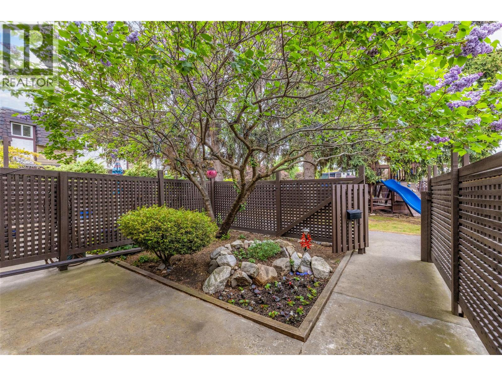 3135 Walnut Street Unit# 2